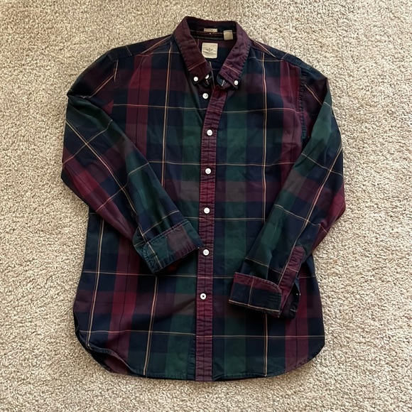Fitted Button Down - Picture 1 of 7